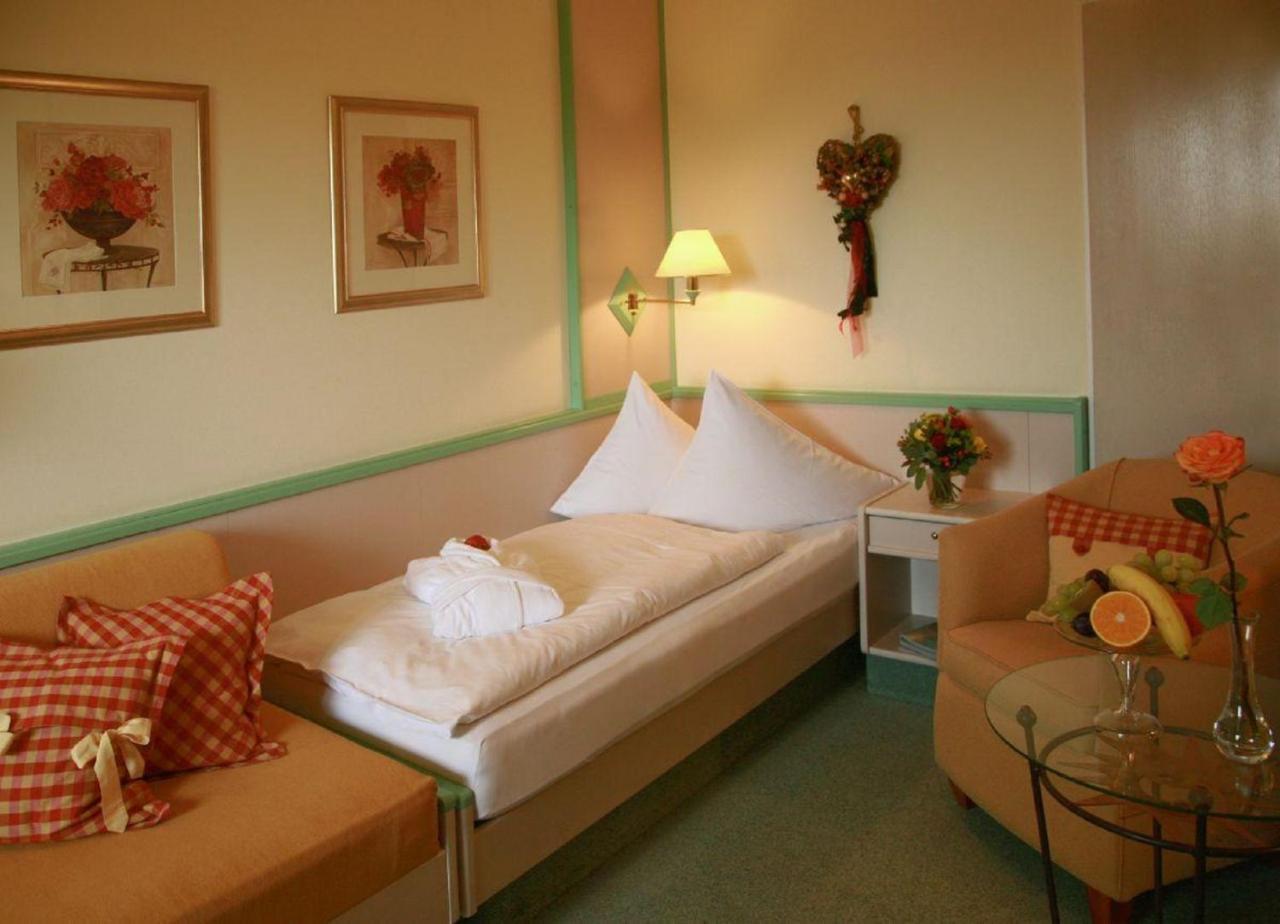 Hotel Dein Franz Bad Füssing Buitenkant foto